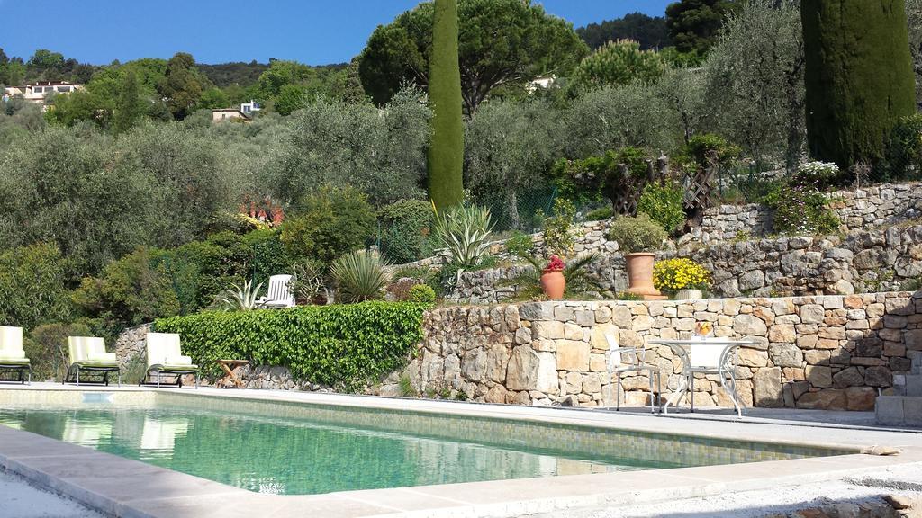 La Bergerie St Antoine Bed and Breakfast Spéracèdes Εξωτερικό φωτογραφία