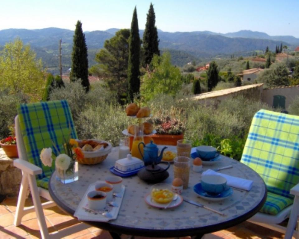 La Bergerie St Antoine Bed and Breakfast Spéracèdes Εξωτερικό φωτογραφία